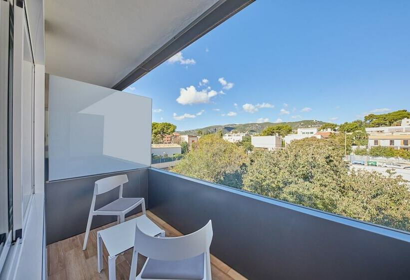 اتاق استاندارد با بالکن, Joan Miro Museum