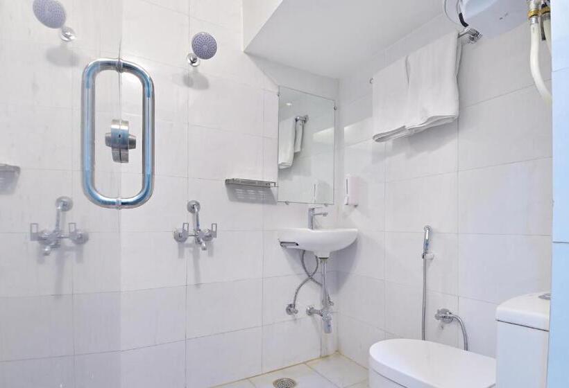 Номер Deluxe Одноместный, Chowdhry Tourist Lodge   New Delhi Railway Station   2 Minutes Walk