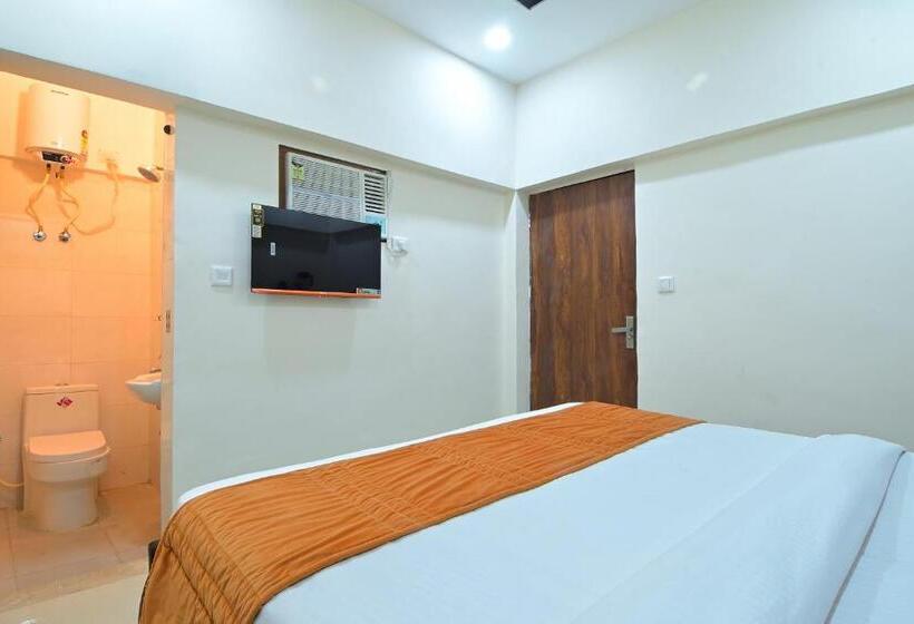 Номер Deluxe Одноместный, Chowdhry Tourist Lodge   New Delhi Railway Station   2 Minutes Walk