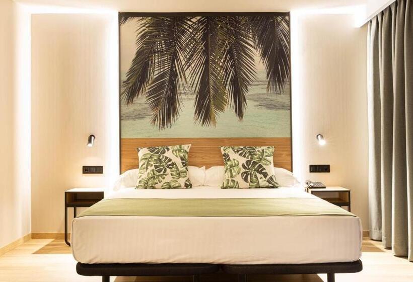 Quarto Premium, Primavera Park 4* Sup