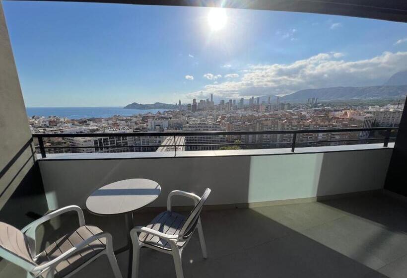 Quarto Premium, Primavera Park 4* Sup