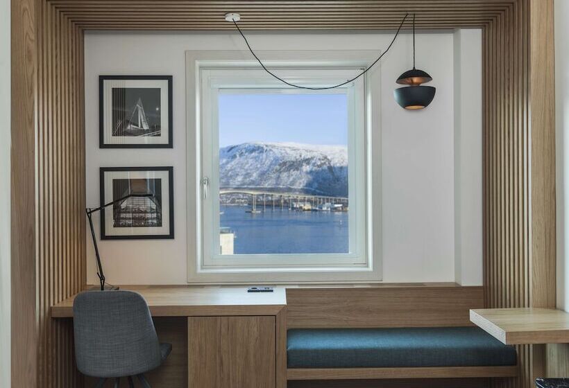 带海景的标准房, Radisson Blu Hotel Tromsø