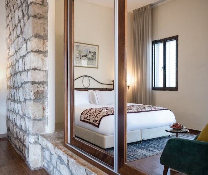 スタンダードルーム, Ruth Safed By Dan Hotels