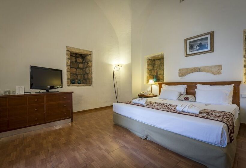 スタンダードルーム, Ruth Safed By Dan Hotels