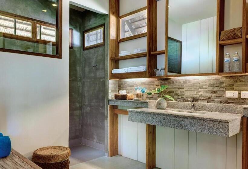 בקתה דלוקס, Saii Phi Phi Island Village