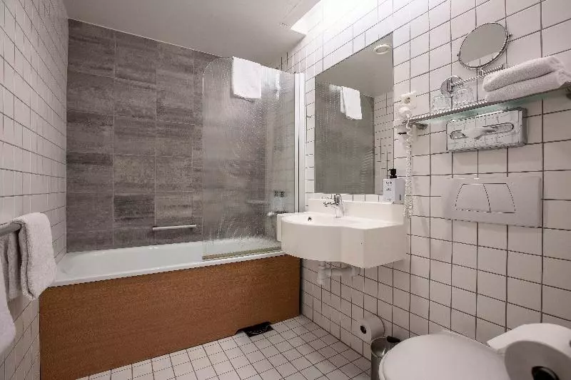 اتاق سوپریور خانوادگی, Scandic Alvik