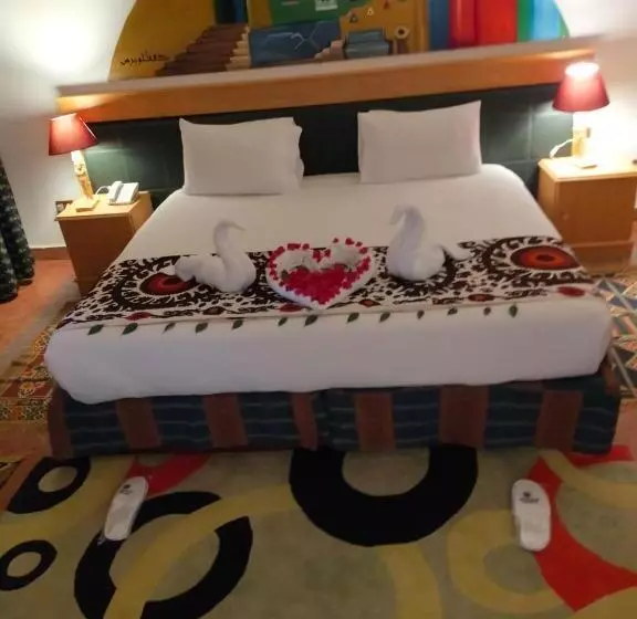 اتاق استاندارد سه نفره, Seti Abu Simbel Lake Resort