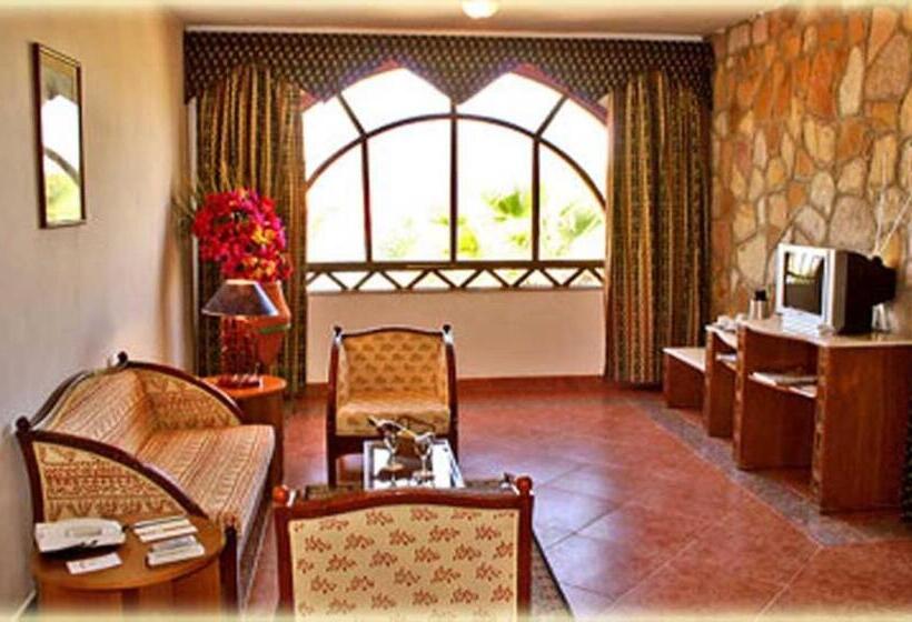 סוויטה נשיאותית, Seti Abu Simbel Lake Resort