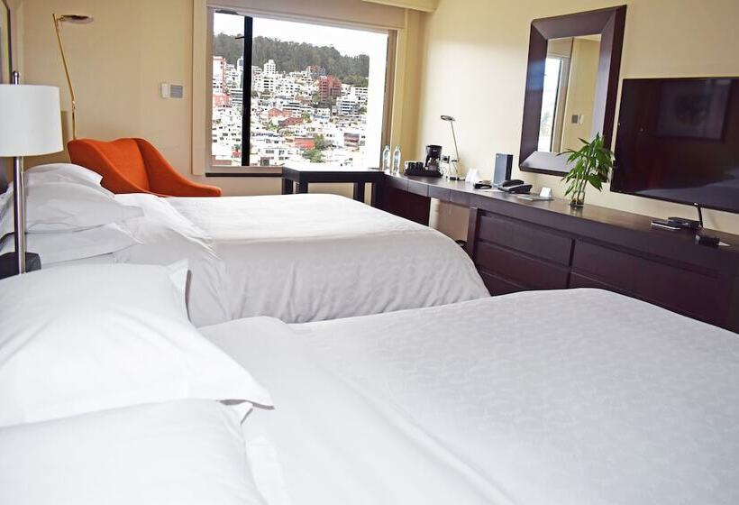 Номер Клуб, Sheraton Quito