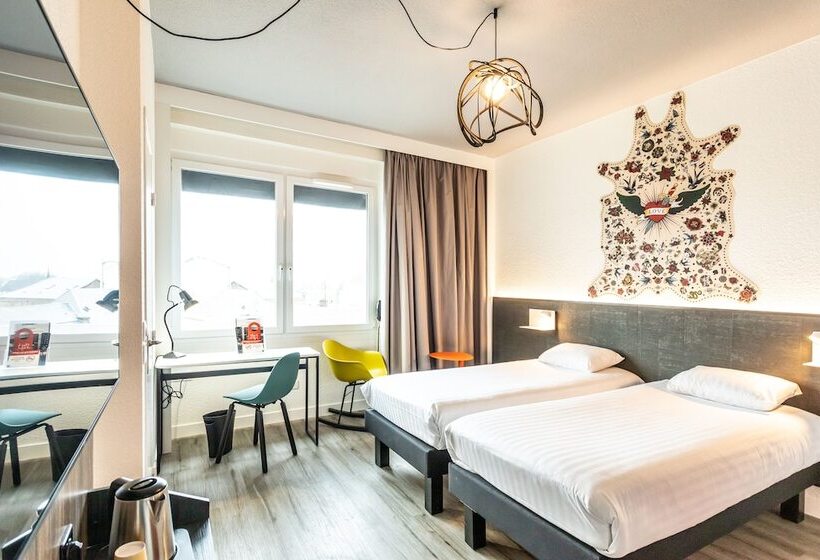 Номер Комфорт, The Originals City, Hôtel Le Berry, Bourges