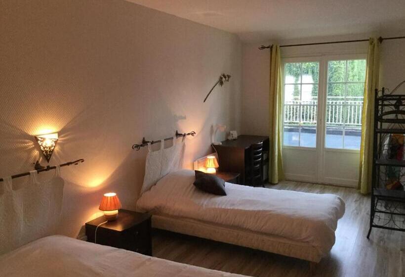 Семейный Номер, The Originals City, Hôtel Le Cheval Rouge, Tours Ouest