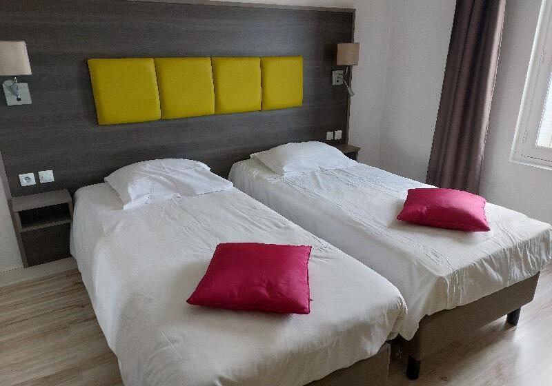 Номер Комфорт, The Originals City, Hôtel Le Cheval Rouge, Tours Ouest