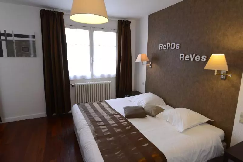 اتاق کلاسیک, The Originals City, Hôtel Le Cheval Rouge, Tours Ouest