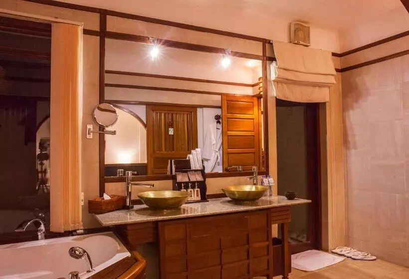 オーシャンビューの１ベッドルームビラ, Victoria Phan Thiet Beach Resort & Spa