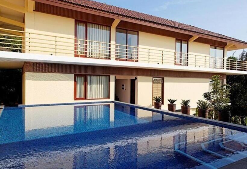 اتاق لوکس, Victoria Phan Thiet Beach Resort & Spa