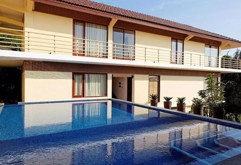 デラックスルーム, Victoria Phan Thiet Beach Resort & Spa