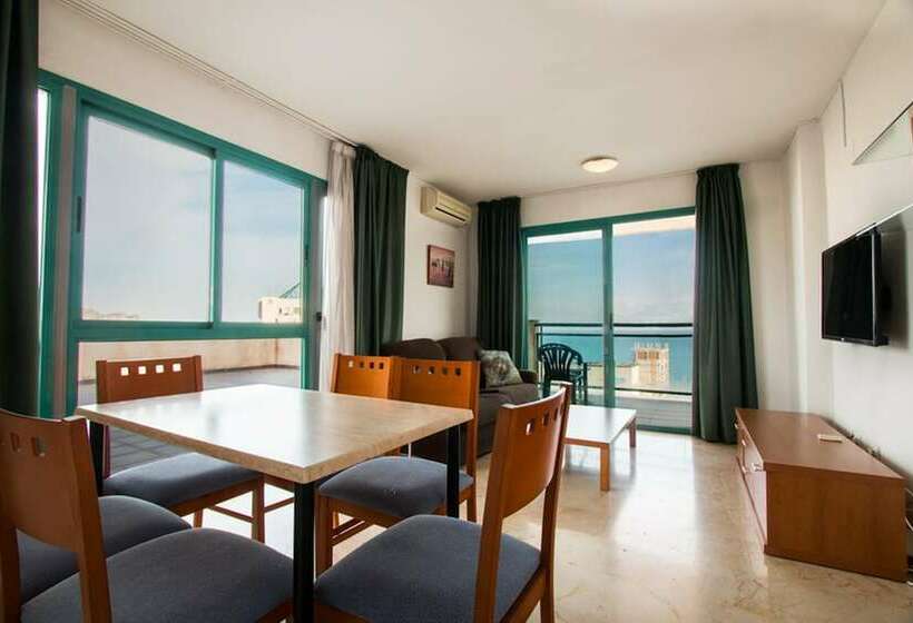 غرفة دور أخير, Magic Atrium Beach