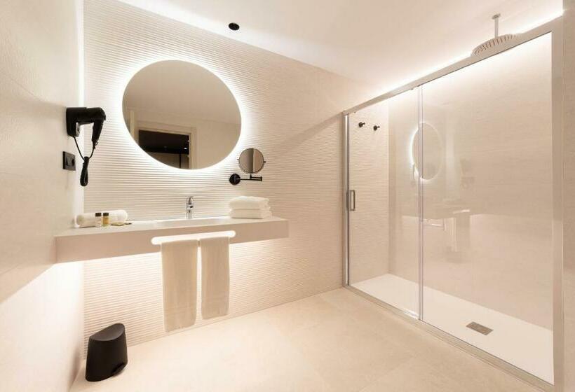 Quarto Estandar, Primavera Park 4* Sup