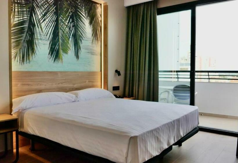 スタンダードルーム, Primavera Park 4* Sup