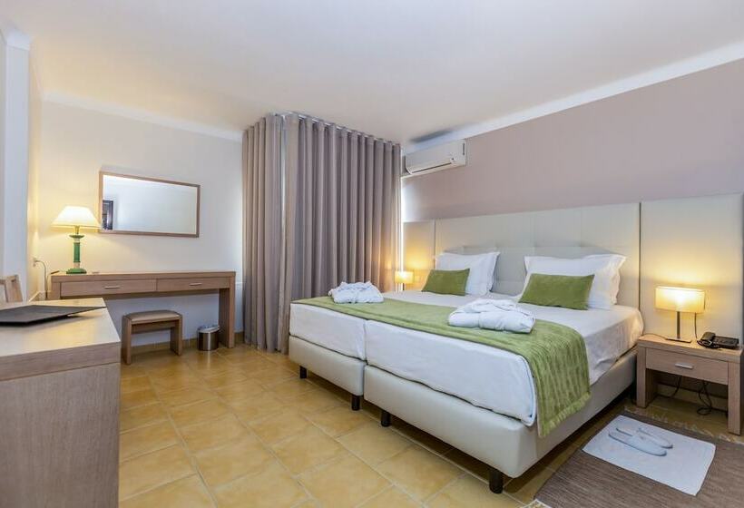 סוויטה, Santa Eulalia Hotel & Spa