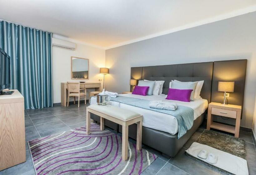 סוויטה משפחתית, Santa Eulalia Hotel & Spa