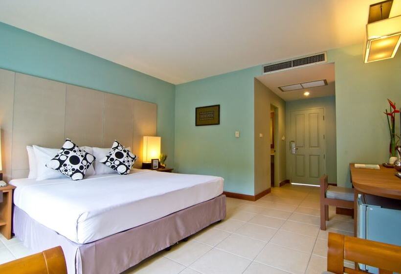 اتاق سوپریور با چشم‌انداز باغ, The Green Park Resort