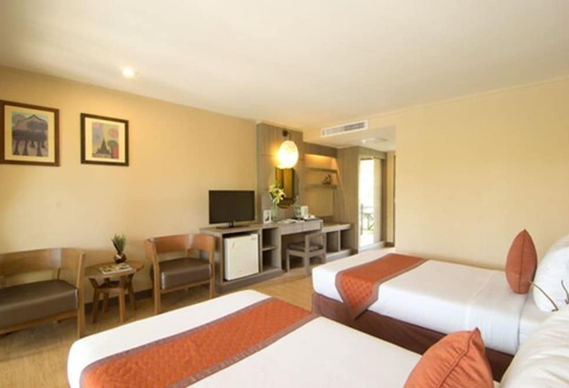수피리어 룸 풀장 전망, The Green Park Resort