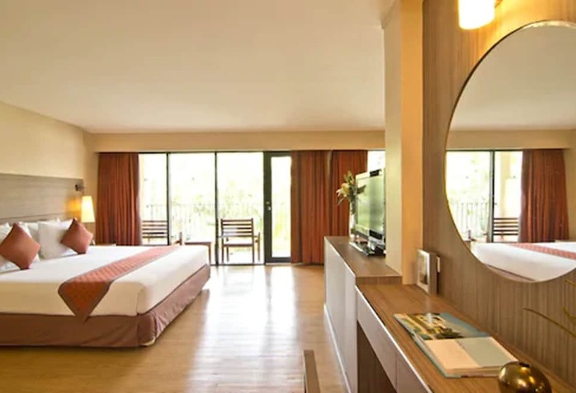 سوییت جونیور, The Green Park Resort