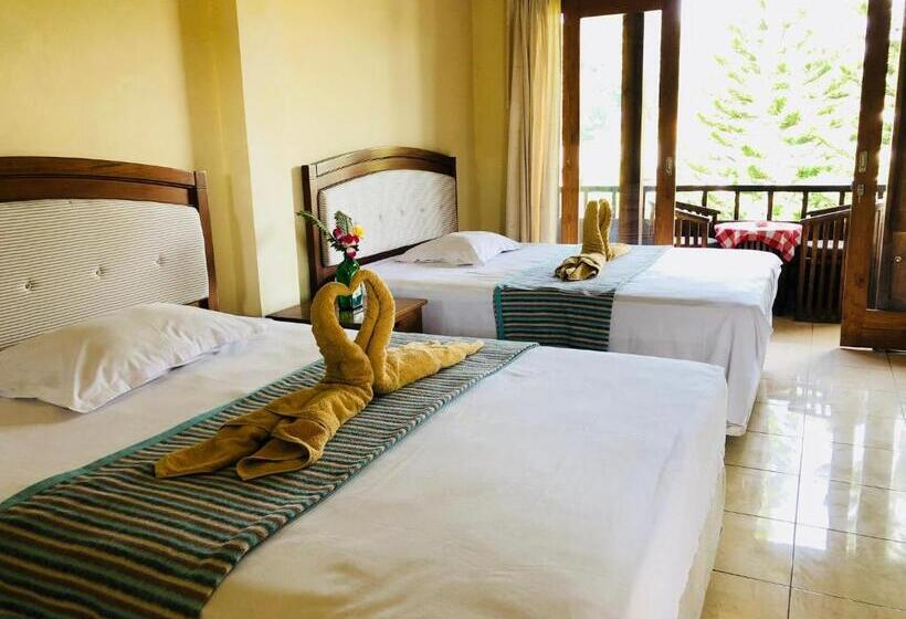 Номер Deluxe Вид на Море, Padangbai Beach Inn