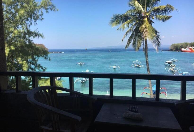 Номер Deluxe Вид на Море с Балконом, Padangbai Beach Inn