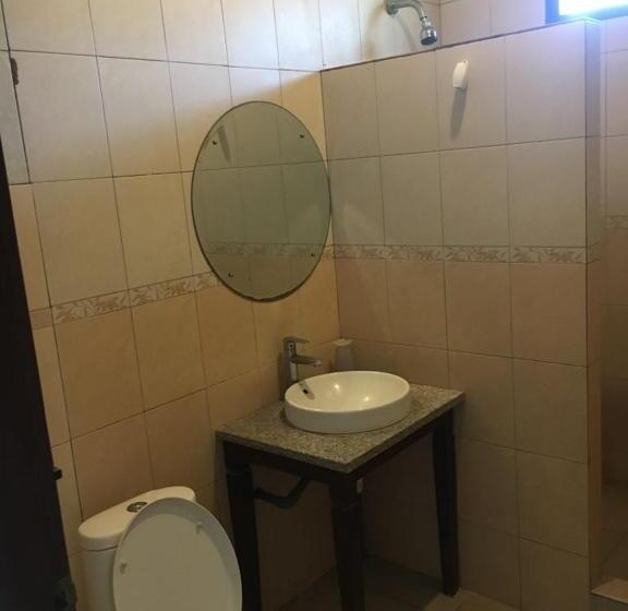 Номер Deluxe, Padangbai Beach Inn