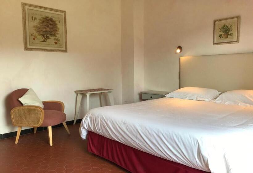 ガーデンビュースタンダードルーム, Golf Club D'uzes