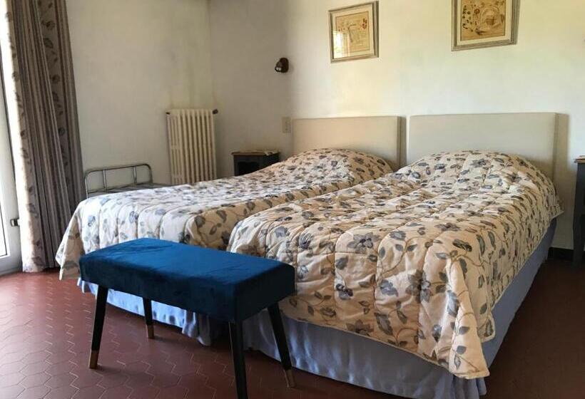 Номер Стандарт Вид на Сад, Golf Club D'uzes