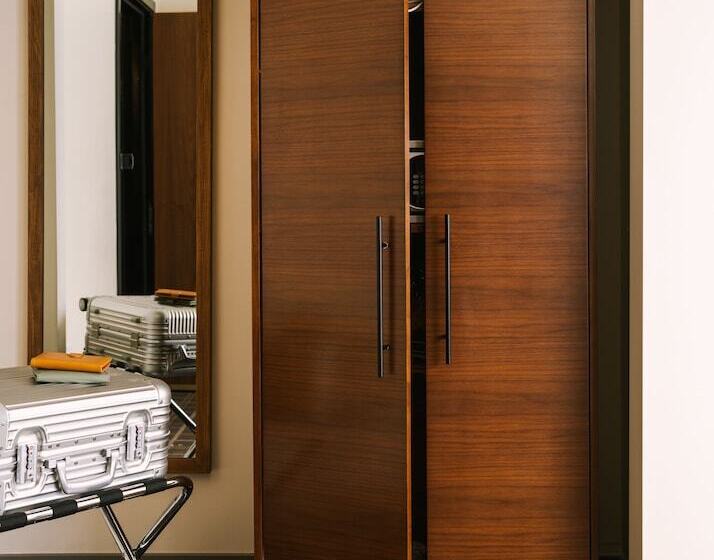 חדר סטנדרט לארבעה, Found Hotel, Santa Monica