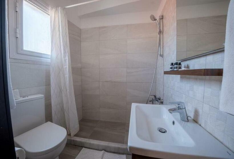 Номер Стандарт, Kyrenia British Harbour