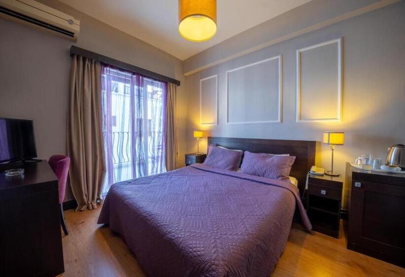 Номер Стандарт, Kyrenia British Harbour