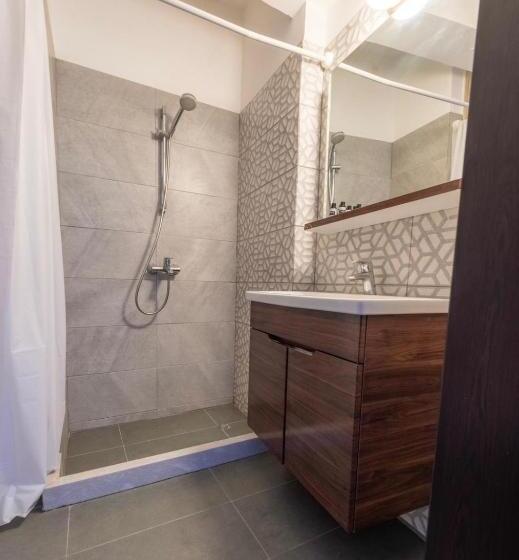 Номер Стандарт Трехместный, Kyrenia British Harbour