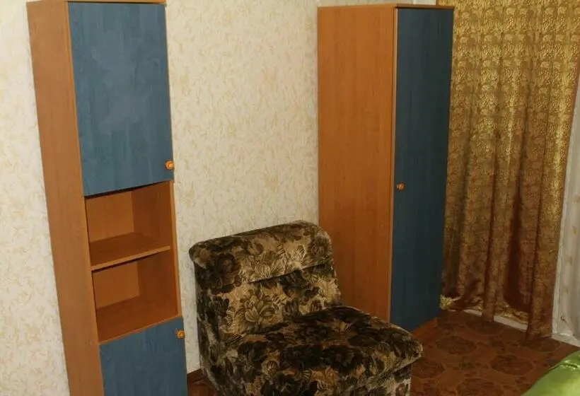 اتاق لوکس با بالکن, Old Tiraspol Hostel