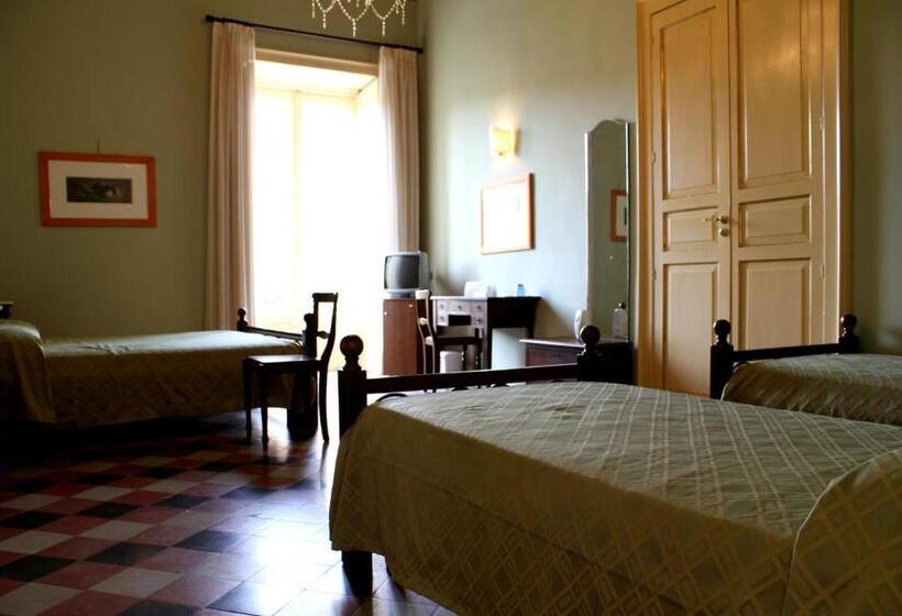 带阳台标准四人间, B&b Conte Ruggero