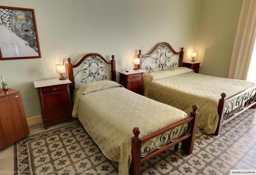 带阳台的三人标准间, B&b Conte Ruggero