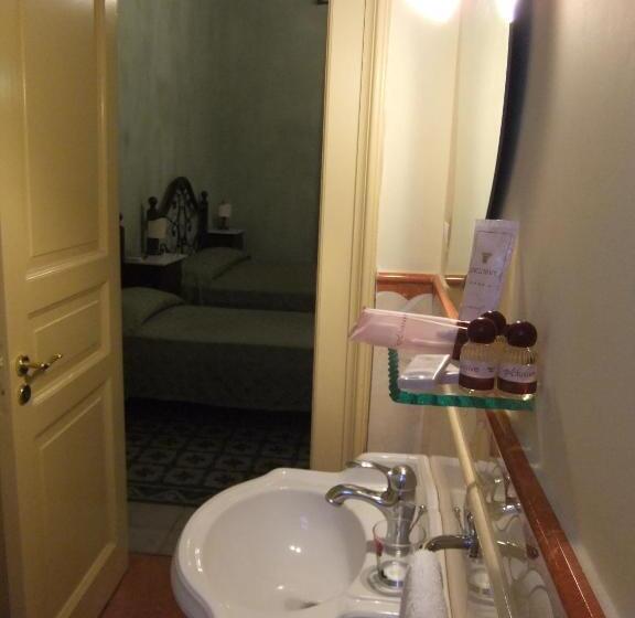 标准间带阳台, B&b Conte Ruggero