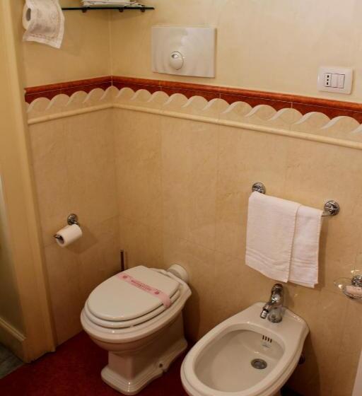 带阳台的三人标准间, B&b Conte Ruggero