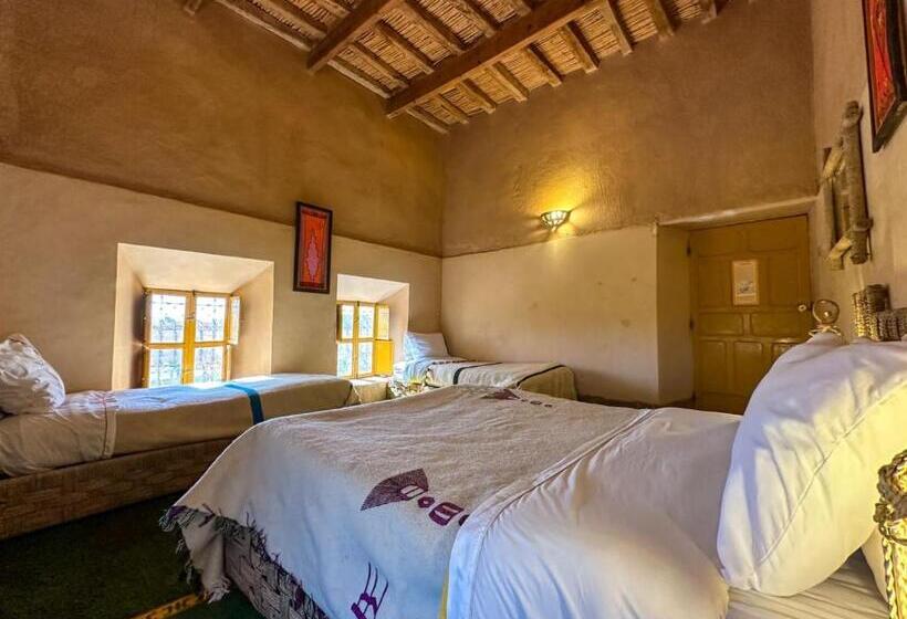 اتاق استاندارد چهار تخته, Kasbah Baha Baha