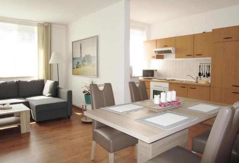 带2个卧室的公寓, Ostseestern