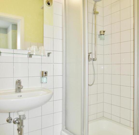 高级海景房, Ostseestern