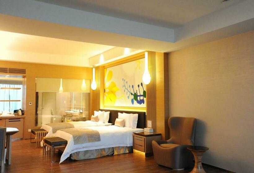 غرفة سوبيريور مطلّة علي الحديقة, Huidong Regal Palace Resort