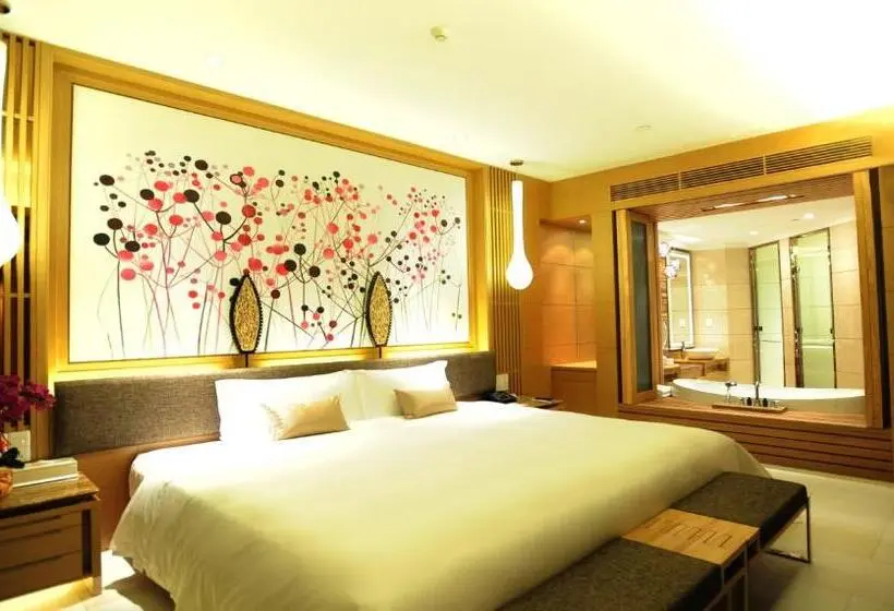 クイーンベッドのデラックスルーム, Huidong Regal Palace Resort