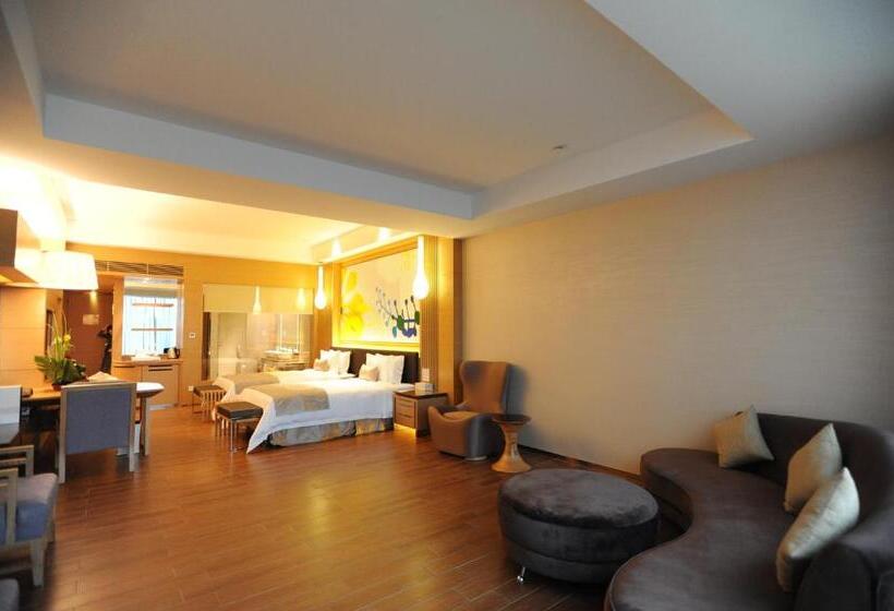 غرفة ديلوكس مطلّة علي الحديقة, Huidong Regal Palace Resort