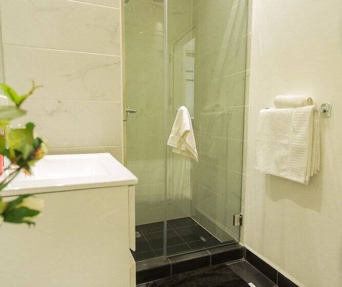 Апартаменты Ejecutiva 2 Спальни, Accra Luxury Apartments Cantonments