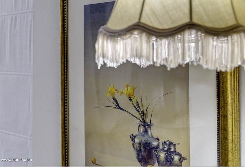 سوییت جونیور با چشم‌انداز جانبی دریا, 1844 Suites Syros